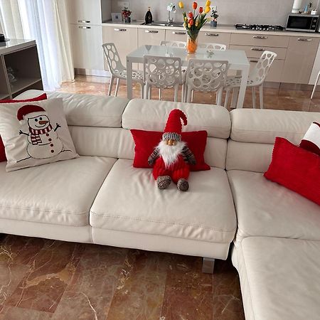 Bnb Nuova Vita Paola Luaran gambar