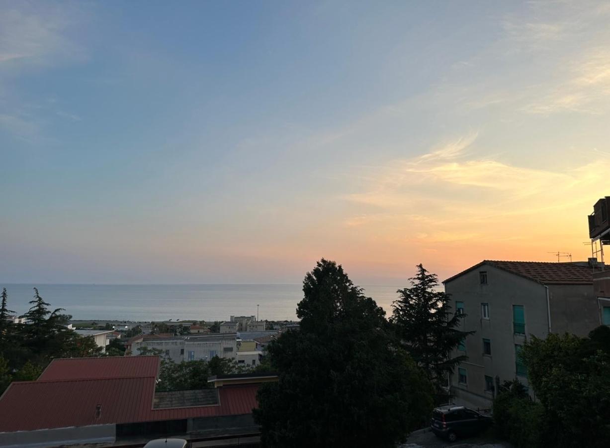 Bnb Nuova Vita Paola Luaran gambar