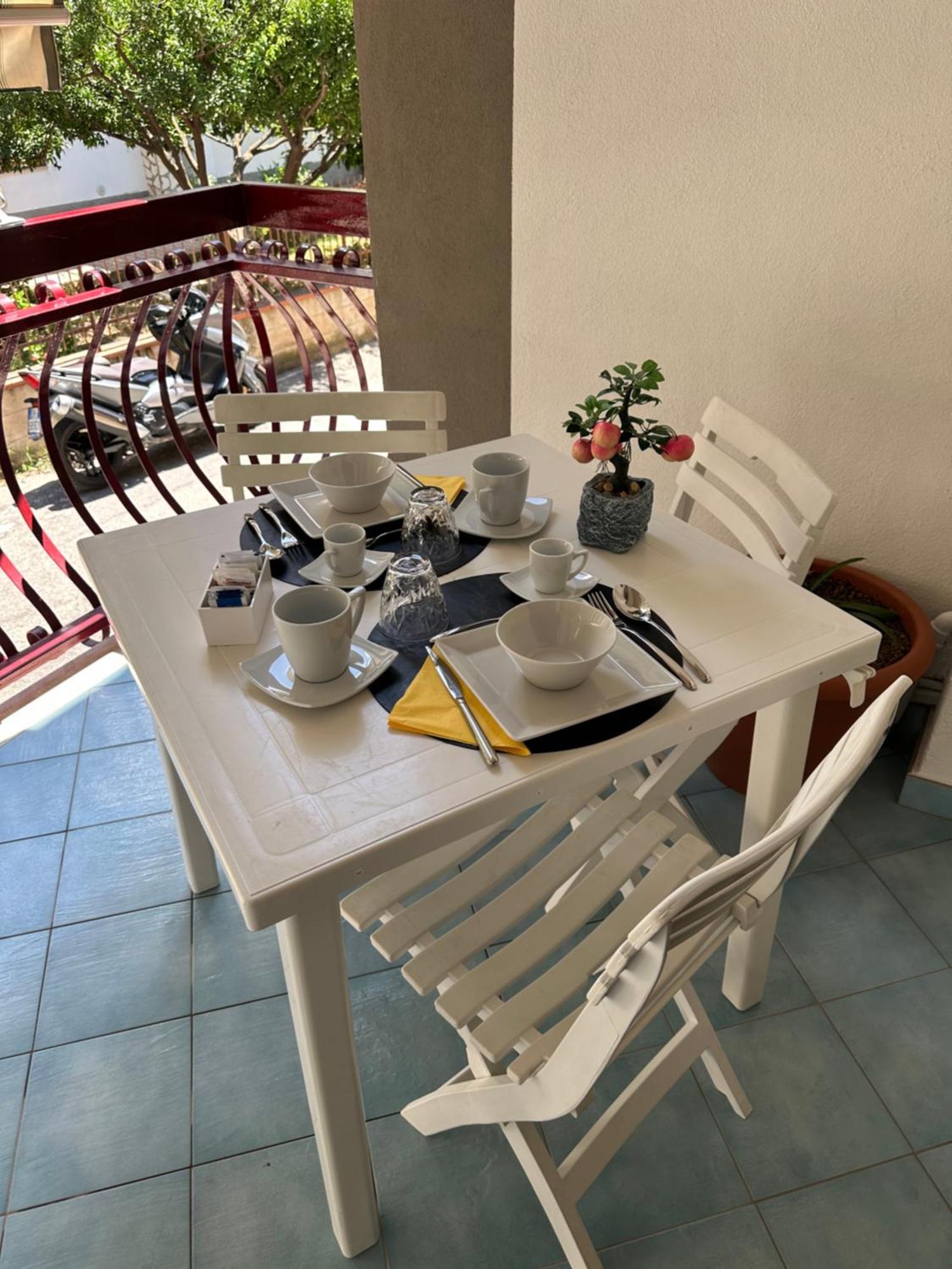 Bnb Nuova Vita Paola Luaran gambar