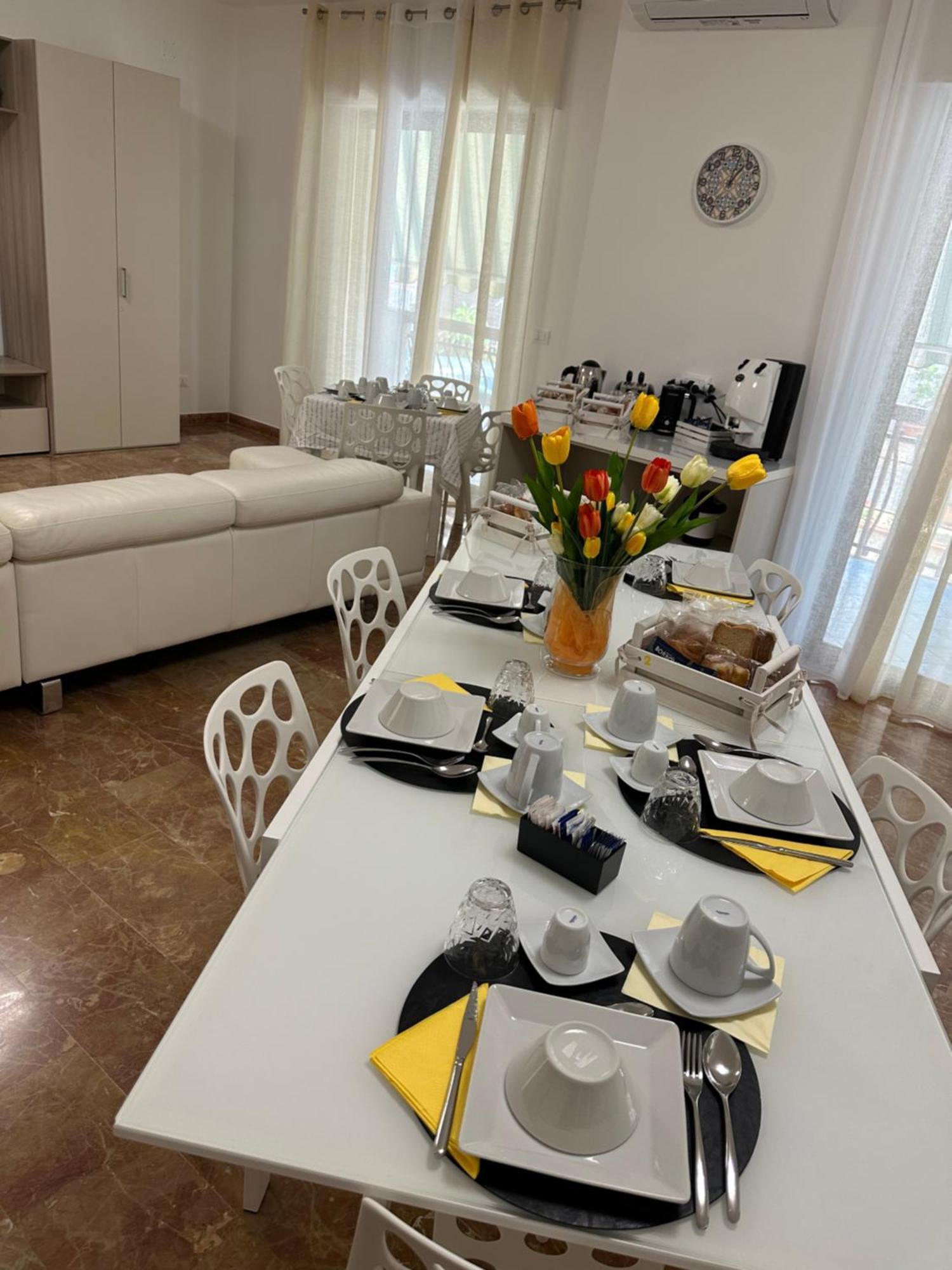 Bnb Nuova Vita Paola Luaran gambar