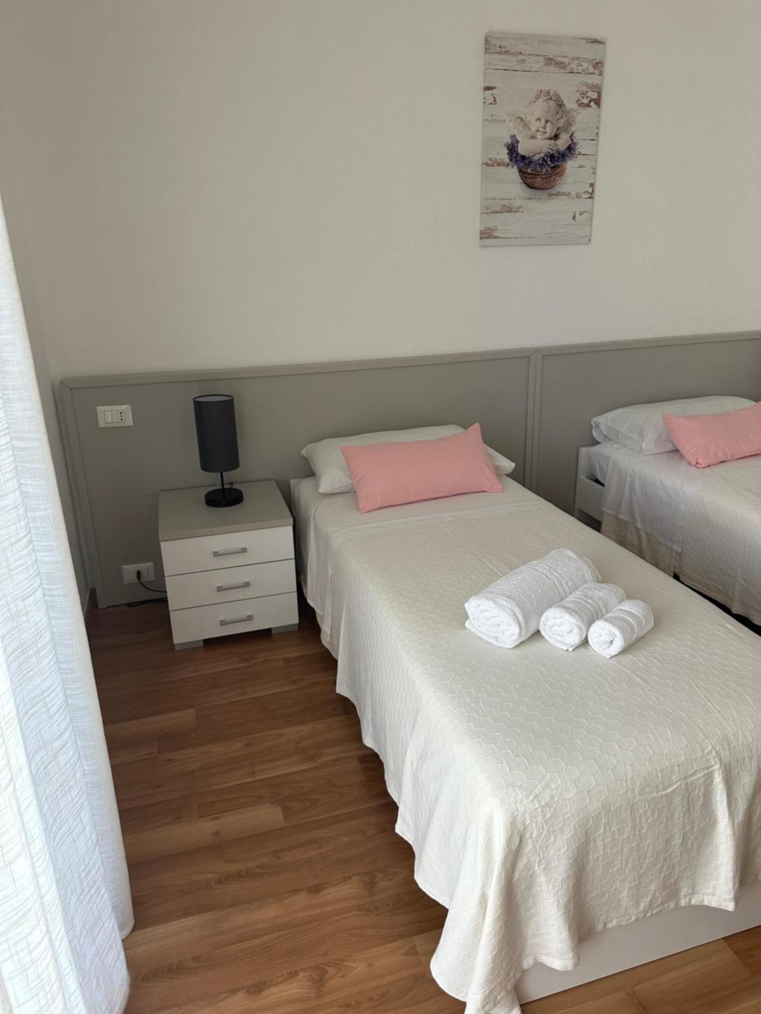 Bnb Nuova Vita Paola Luaran gambar