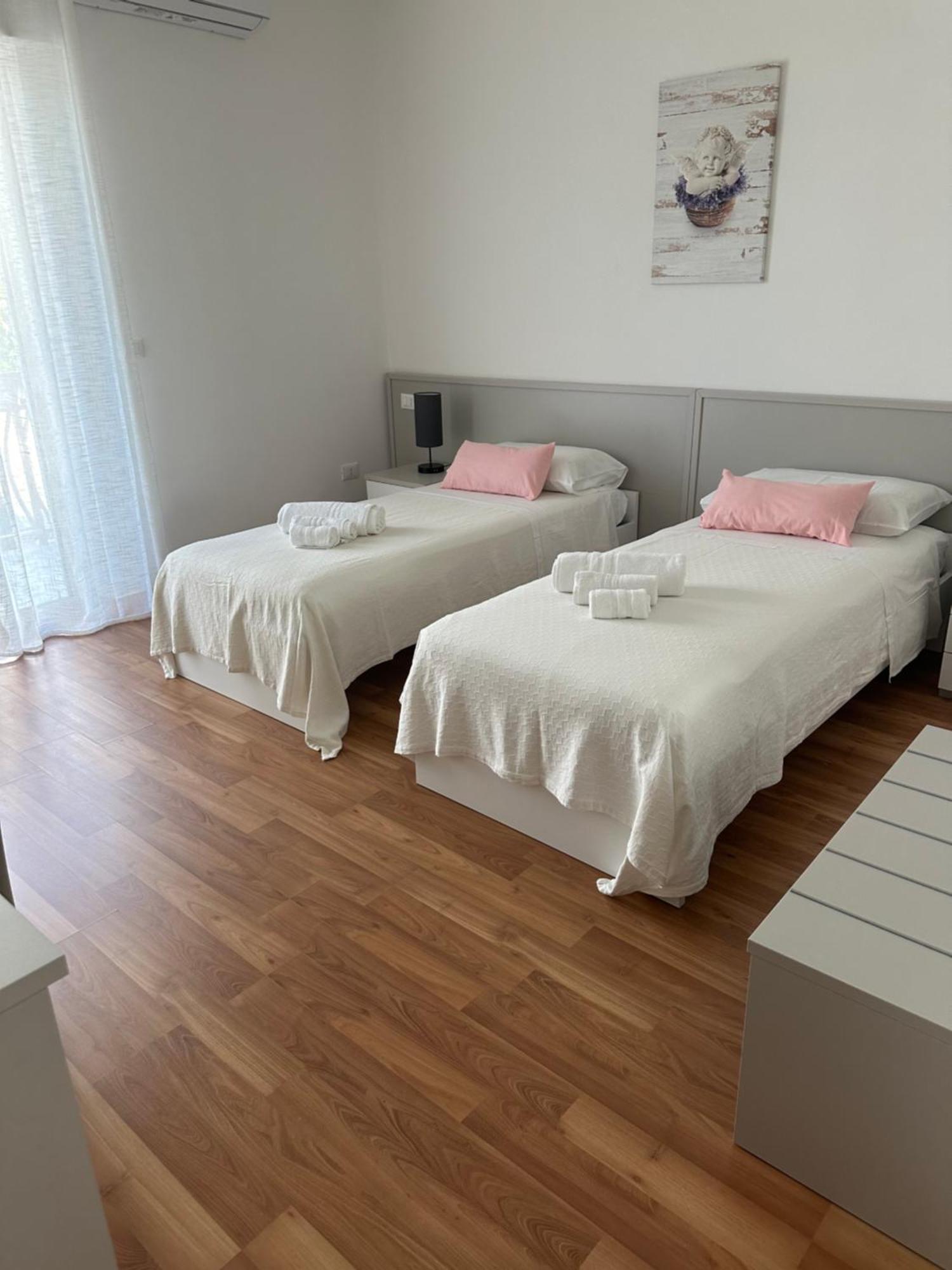 Bnb Nuova Vita Paola Luaran gambar