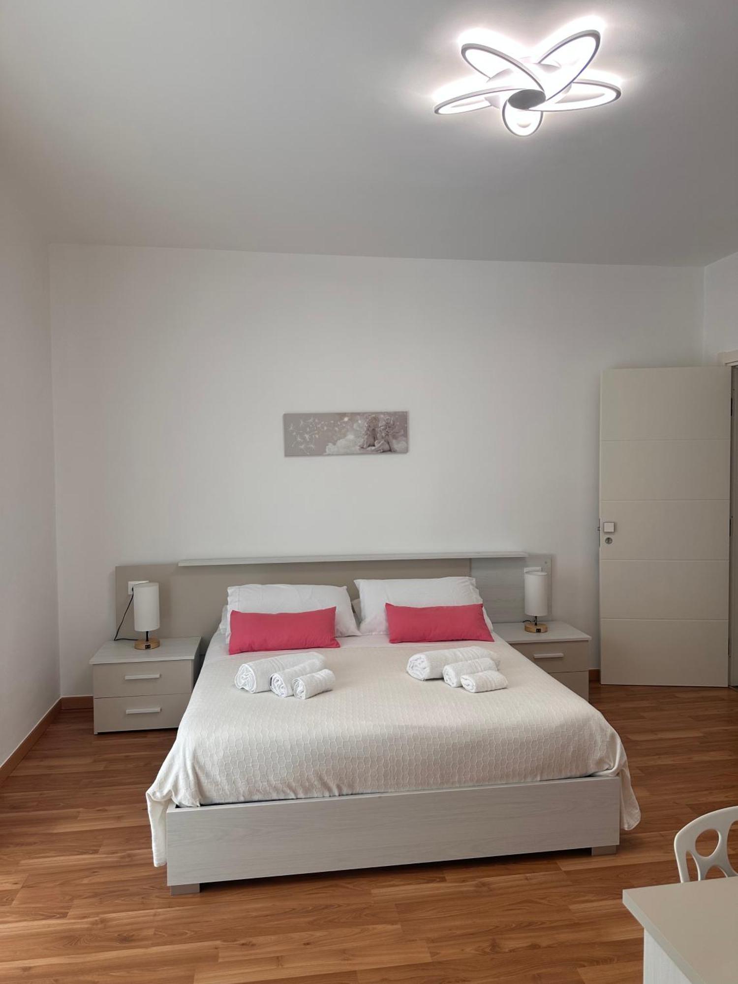Bnb Nuova Vita Paola Luaran gambar